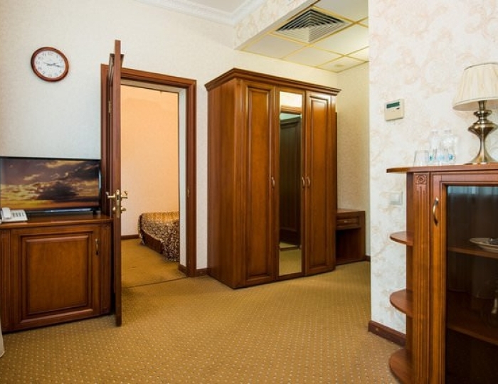 Люкс 2-местный 2-комнатный - Санаторий «Старинная Анапа»