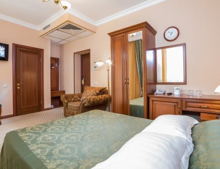 Улучшенный kingsize bed 2-местный - Санаторий «Старинная Анапа»